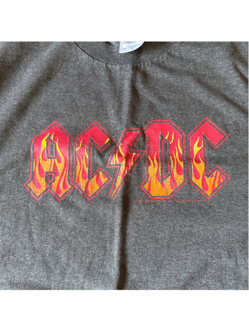 NWOT Vintage 2005 AC/DC Tour T-Shirt Mens L AAA Alstyle Flame Logo Y2K Band Tee - Picture 2 of 3